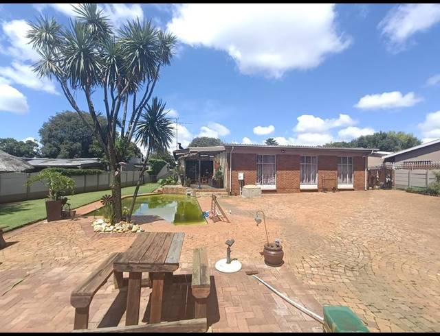 4 BEDROOM PROPERTY TO RENT IN STRUBENVALE